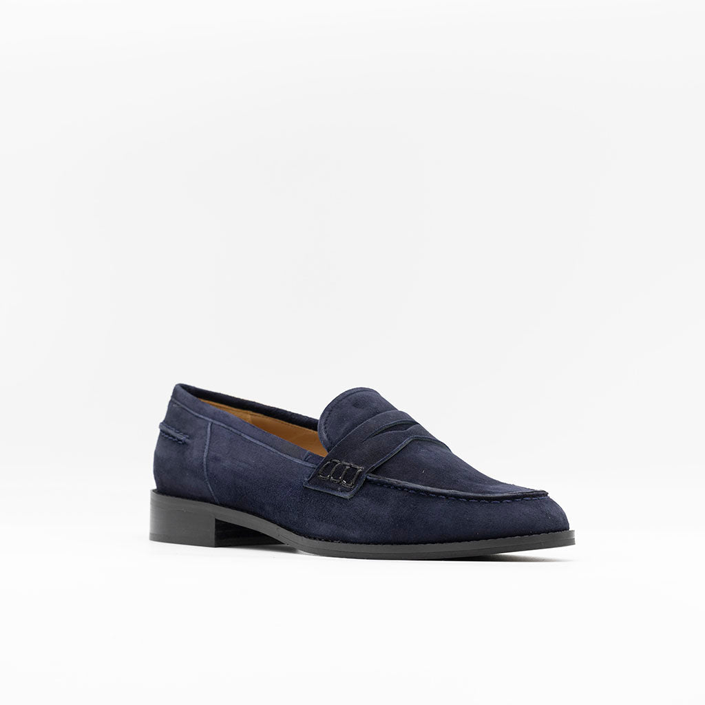 Classic Penny Loafer in Navy – MarZio